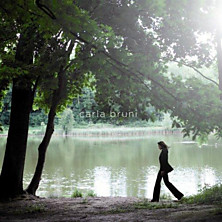 Review of Comme si de rien n'etait