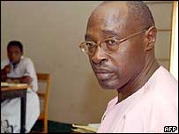 O ex-presidente de Ruanda Pasteur Bizimungu
