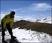 Ed crossing the provincial border to Yushu
