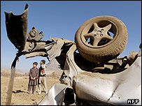 بقایای انفجار بمب در کابل