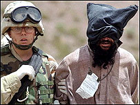 کميسيون مستقل حقوق بشر افغانستان نيروهای ائتلاف تحت رهبری آمريکا را نيز به خاطر عدم همکاری با اين کميسيون مورد انتقاد قرار داد