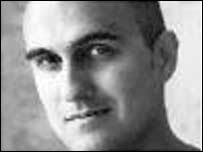 برطانوی مصنف ہری کنزرو 