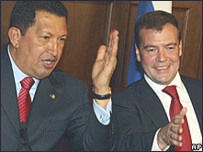 Hugo Chávez e Dmitry Medvedev (arquivo)