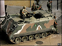 Xe bọc thép ở trung tâm Beirut