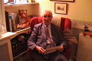 Len assesses a Lomo photograph