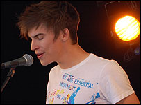 Pinstripe rocked the Harbour Festival Remix stage