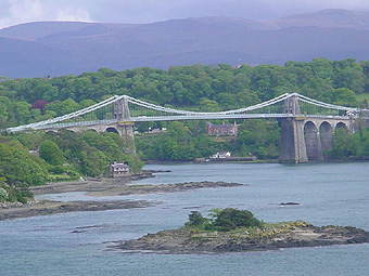 Pont Menai