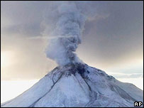 Vulcão Augustine no Alasca