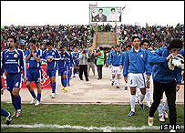 تیمهای استقلال اهواز و استقلال تهران در اهواز 