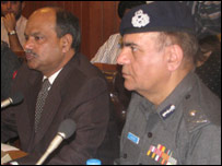 سیکرٹری داخلہ غلام محمد محترم اور اظہر فاروقی سی سی پی او