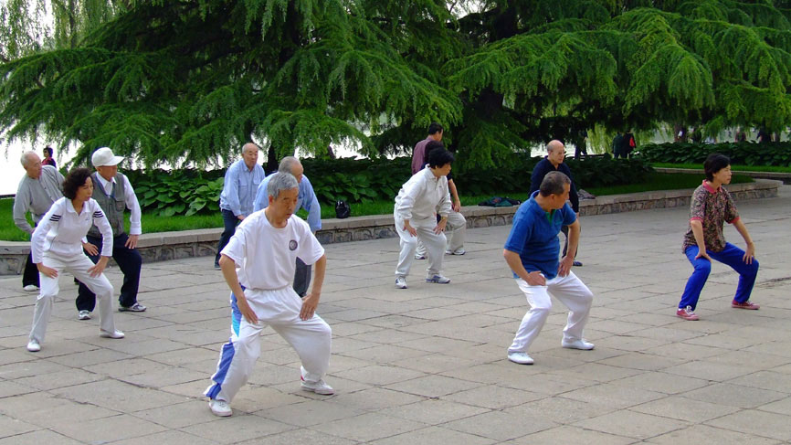 Clas Tai Chi ann am pàirc