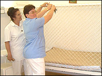 Klecové lůžko v českém ústavu