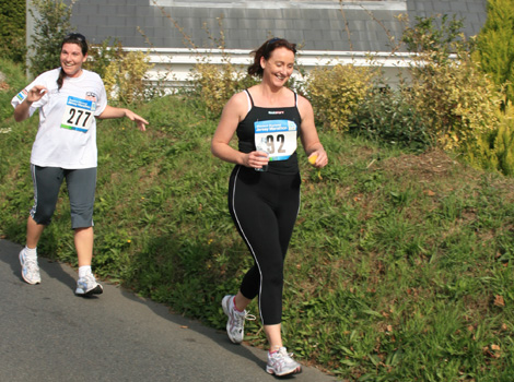 Jersey Marathon Runners racing through St Ouen