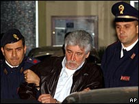 سالواتوره لو پیکولو از مظنونان ارشد مافیا روز پنجم نوامبر 2007 دستگیر شد