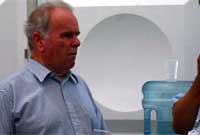 Gwilym Owen - gwrando ar gyfrinachau