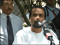Mr. Weerawansa (r) addressing armed forces (file photo)