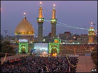 इराक़ में एक शिया दरगाह