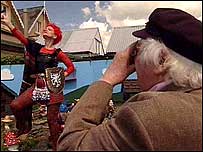 Ken Russell filming his wife Lisi