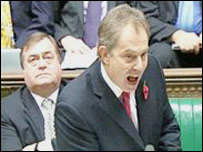 بلر (راست) پرسکات