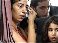 लेबनान पर इसराइली हमले से प्रभावित लोग