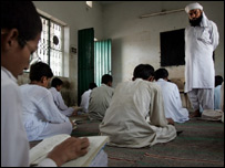 لندن دھماکوں کے بعد پاکستان میں دینی مدارس پر سختی بڑھ گئی ہے۔