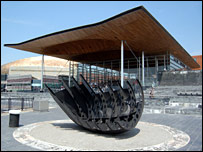 _42388469_senedd203.jpg