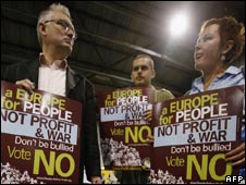 прихильники кампанії проти Лісабонського договору