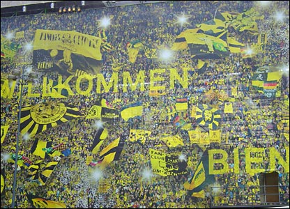 Dortmund poster welcomes fans