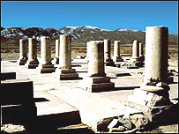 نمائی از پاسارگاد عکس از ايران کاروان