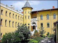 هتل چهارفصل استانبول