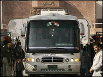 امرتسر- لاہور بس سروس( فائل فوٹو)