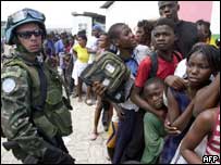 Soldado brasileiro com a ONU no Haiti