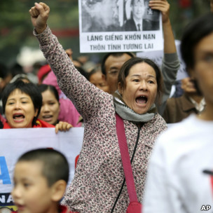 Biểu tình tại Hà Nội 9/12/2012