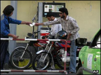 پمپ بنزین در تهران