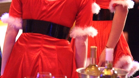 Parti Dolig - un o'r pethau peryclaf dan haul