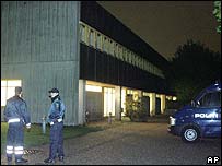 ساختمان محل نگهداری اين چهار مظنون