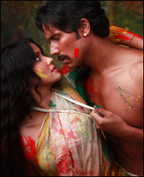 रणदीप हुड्डा साथी कलाकार के साथ