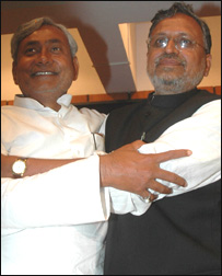 नीतीश कुमार और सुशील मोदी (फ़ाइल फ़ोटो)