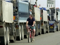 Maşinile mai grele de şapte tone vor circula cu restricţii