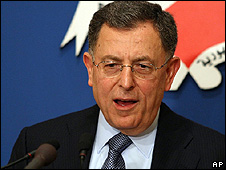  فواد سنیوره