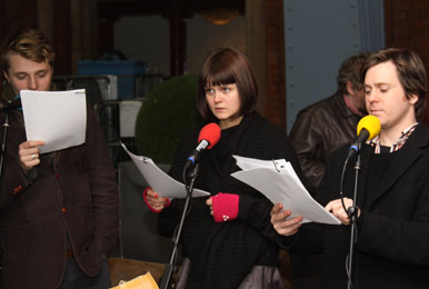The Chain Gang actors performing live at St Pancras.