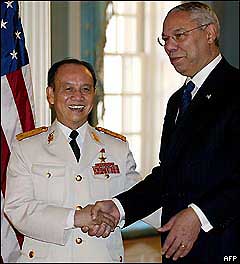 Tướng Trà và ông Powell