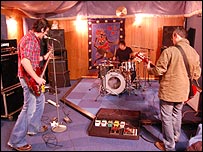 Teaspoonriverneck at the TARDIS