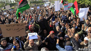 معارضون للقذافي في مدينة الزاوية