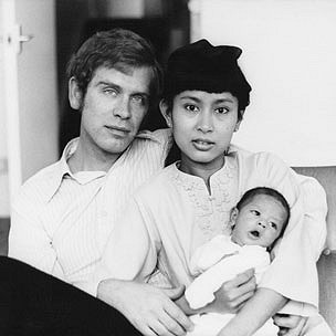 Bà Suu Kyi cùng chồng và con trai