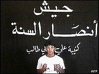 Imagem de refém no site do grupo Exército de Ansar al-Sunna