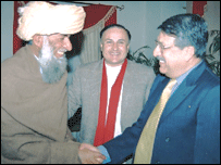 محمد شریف کا نام بھی مطلوبہ قبائلی رہنماوں میں شامل تھا