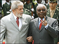 Presidente Luis Inácio Lula da Silva e presidente de Moçambique, Armando Guebuza (Foto: Ricardo Stuckert/PR)