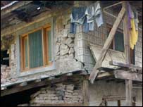 کشمیر میں زلزلے سے تباہی