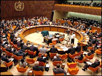 Zasedání během prvního dne konference v Ženevě